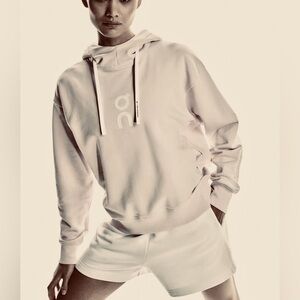 NWT On Women’s Club Hoodie, Large